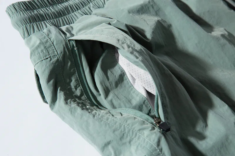 REMIX "Woven Shorts"
