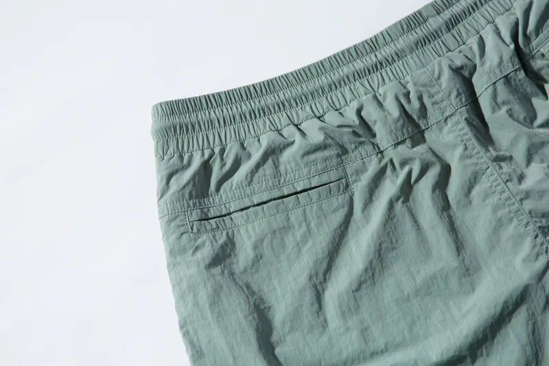 REMIX "Woven Shorts"